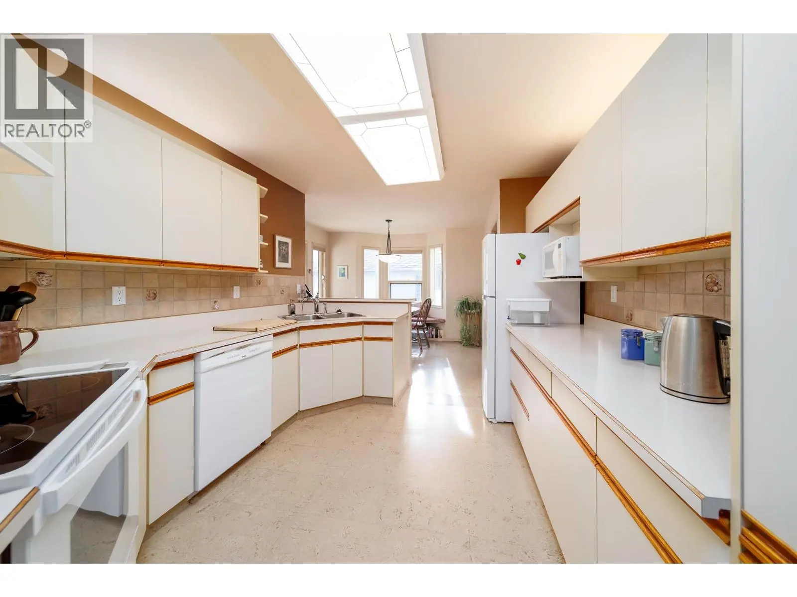 933 Purcell Drive. Kelowna, British Columbia