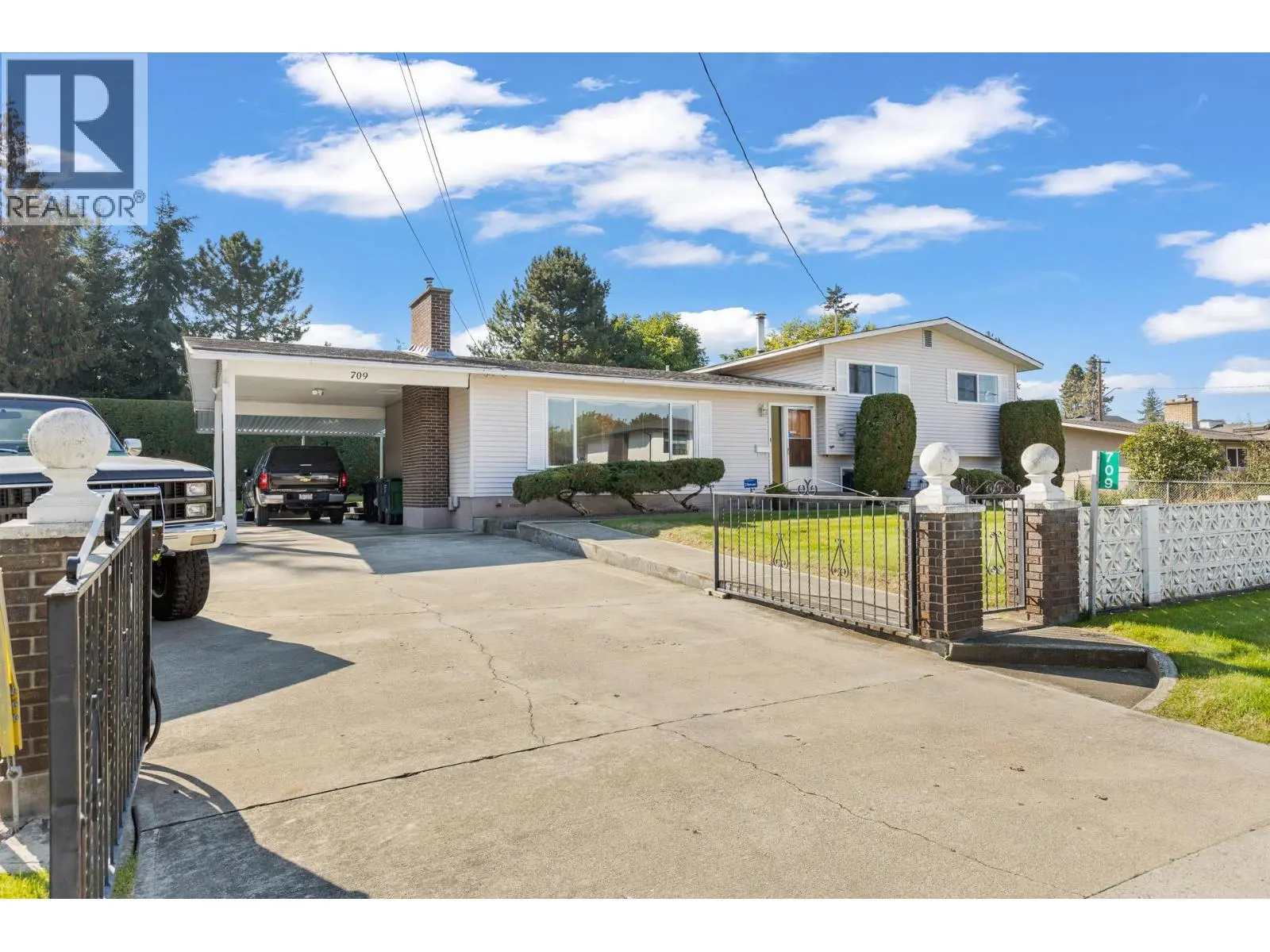 709 Hazell Road. Kelowna, British Columbia