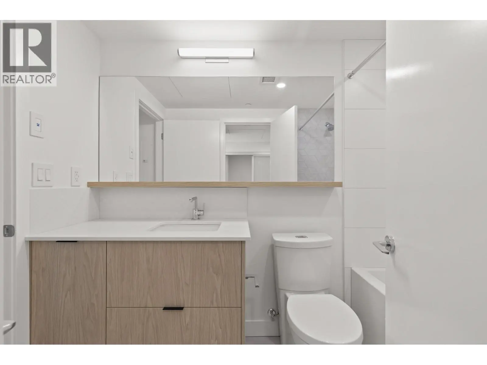 1488 Bertram Street Unit# 3003. Kelowna, British Columbia