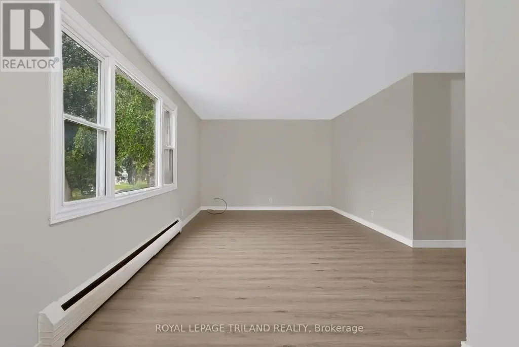 1 - 1566 Allen Place, London East (East H)