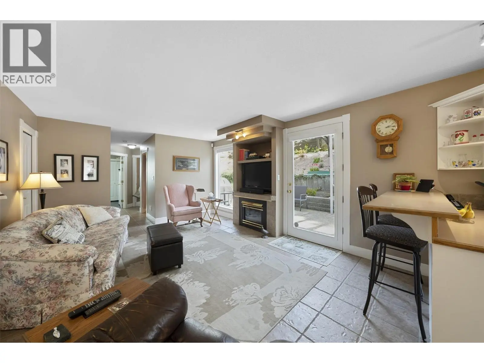 205 Merlin Court. Kelowna, British Columbia
