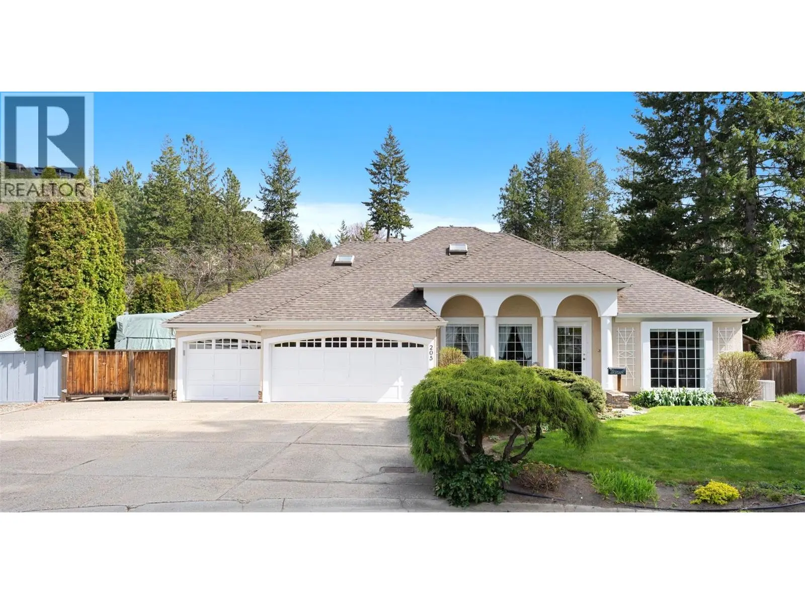 205 Merlin Court. Kelowna, British Columbia