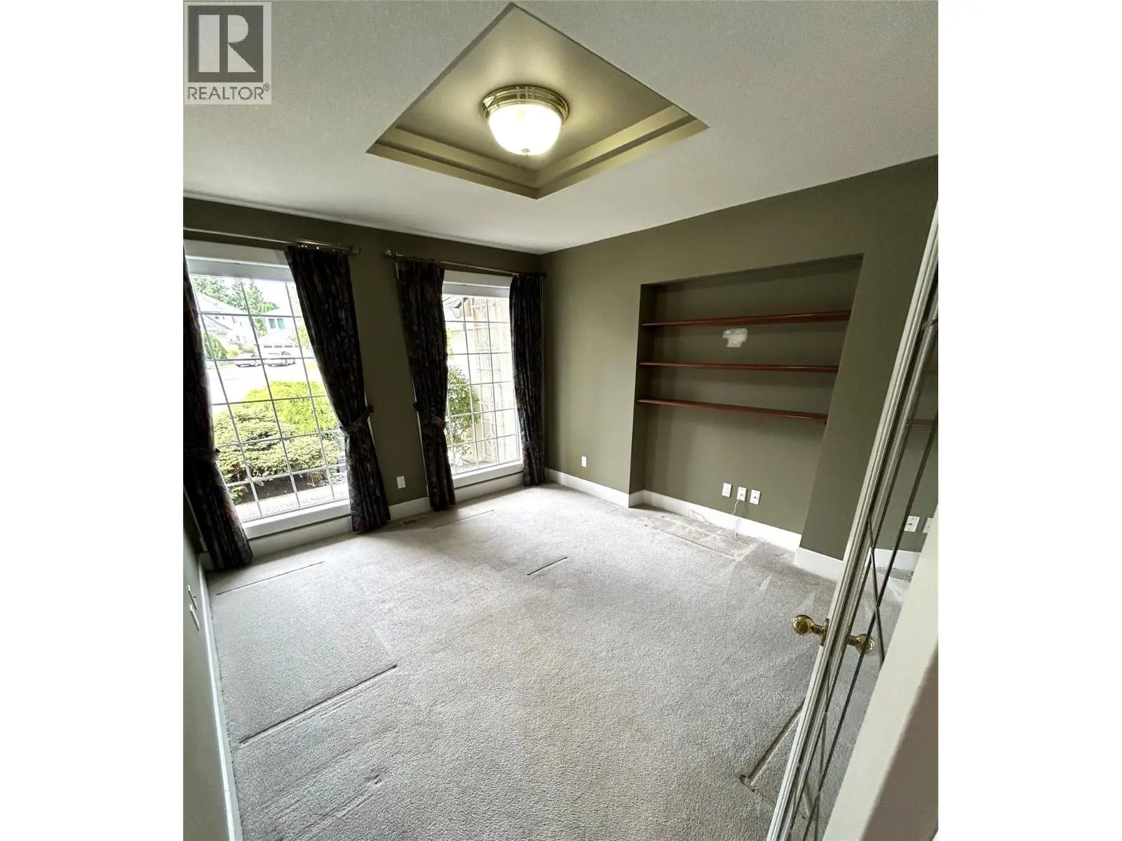 205 Merlin Court. Kelowna, British Columbia