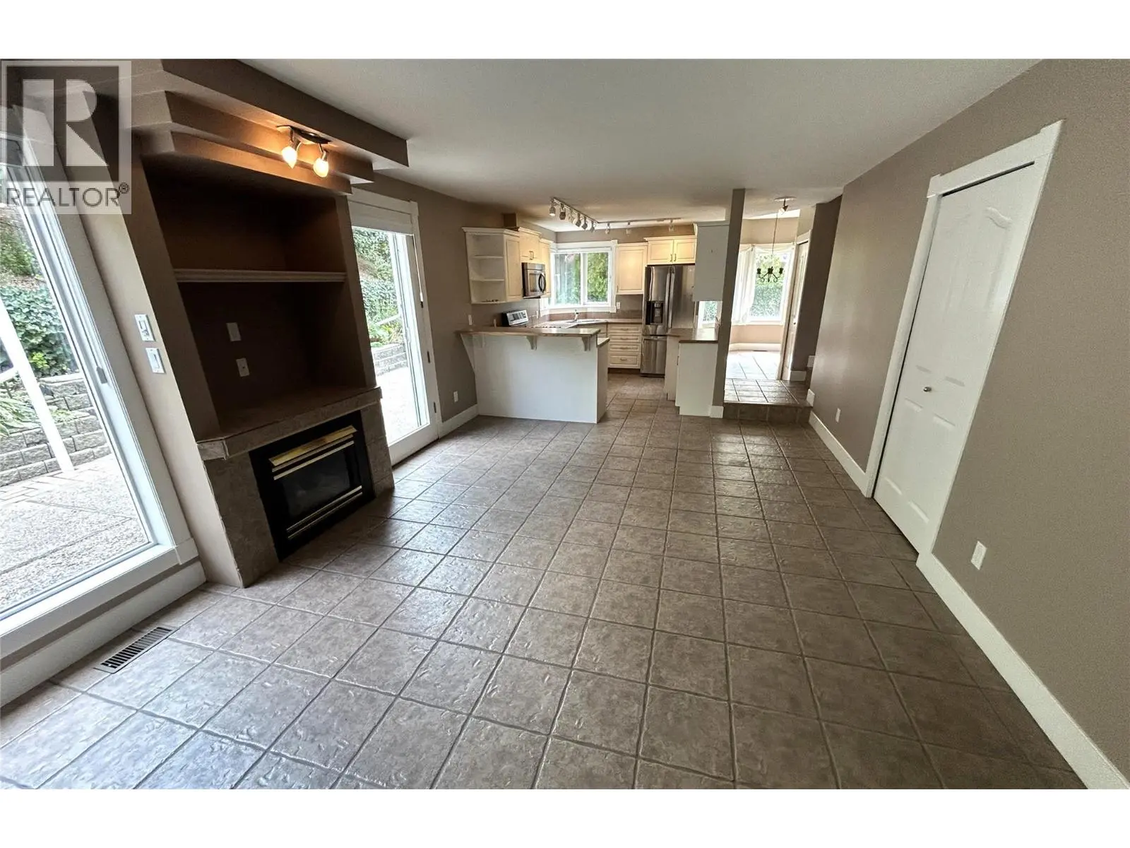 205 Merlin Court. Kelowna, British Columbia