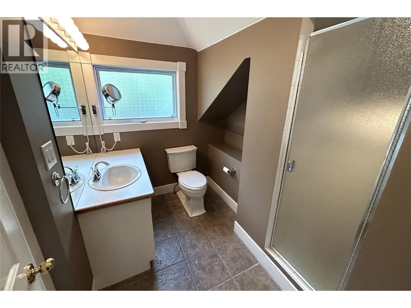 205 Merlin Court. Kelowna, British Columbia