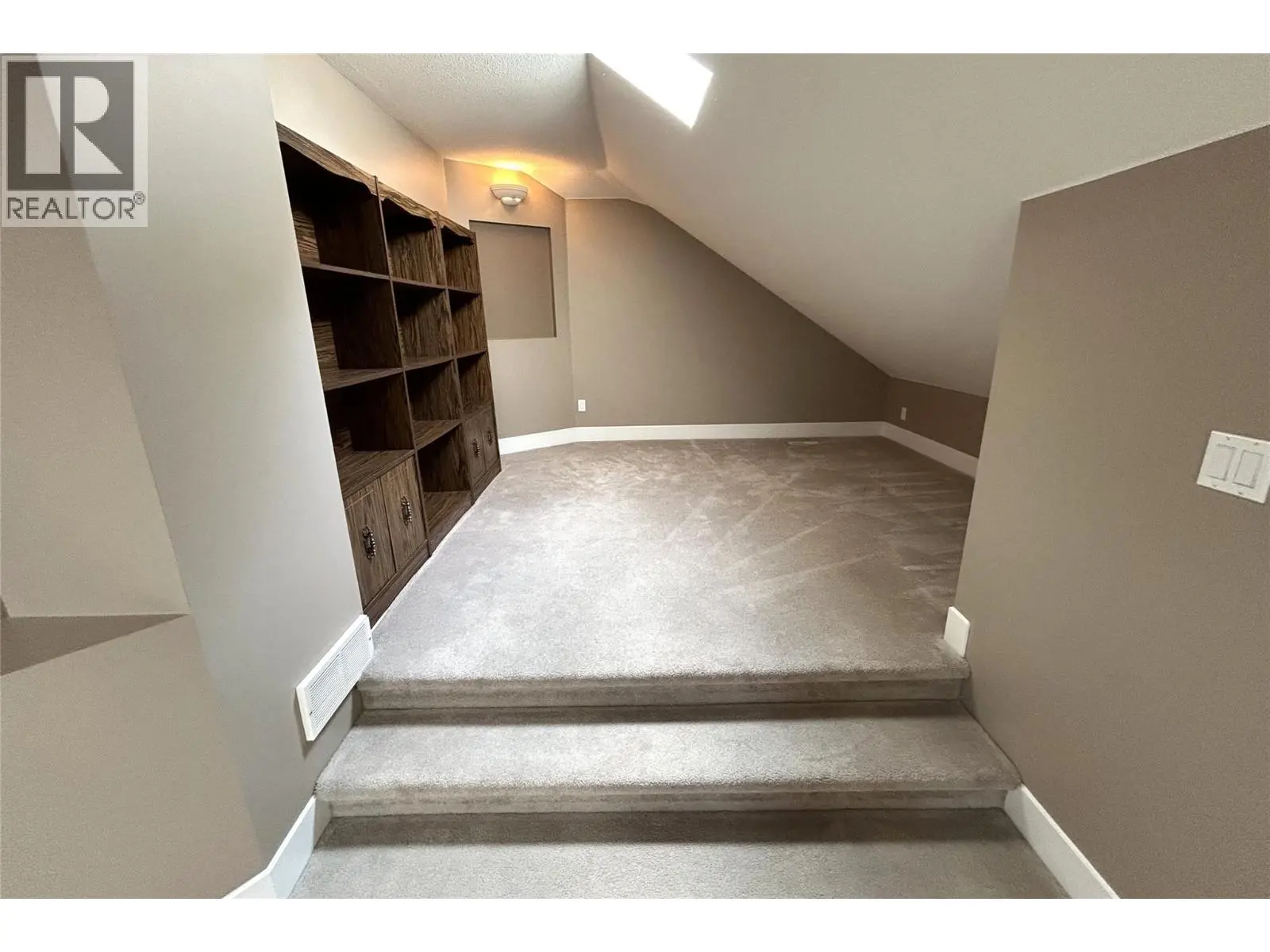 205 Merlin Court. Kelowna, British Columbia