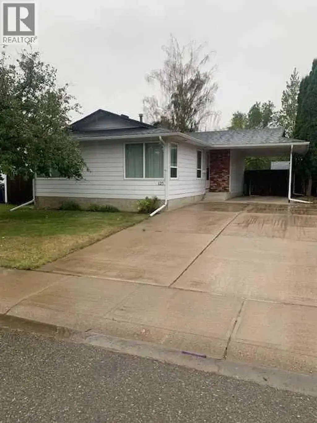 125 Pensacola Court W, Lethbridge