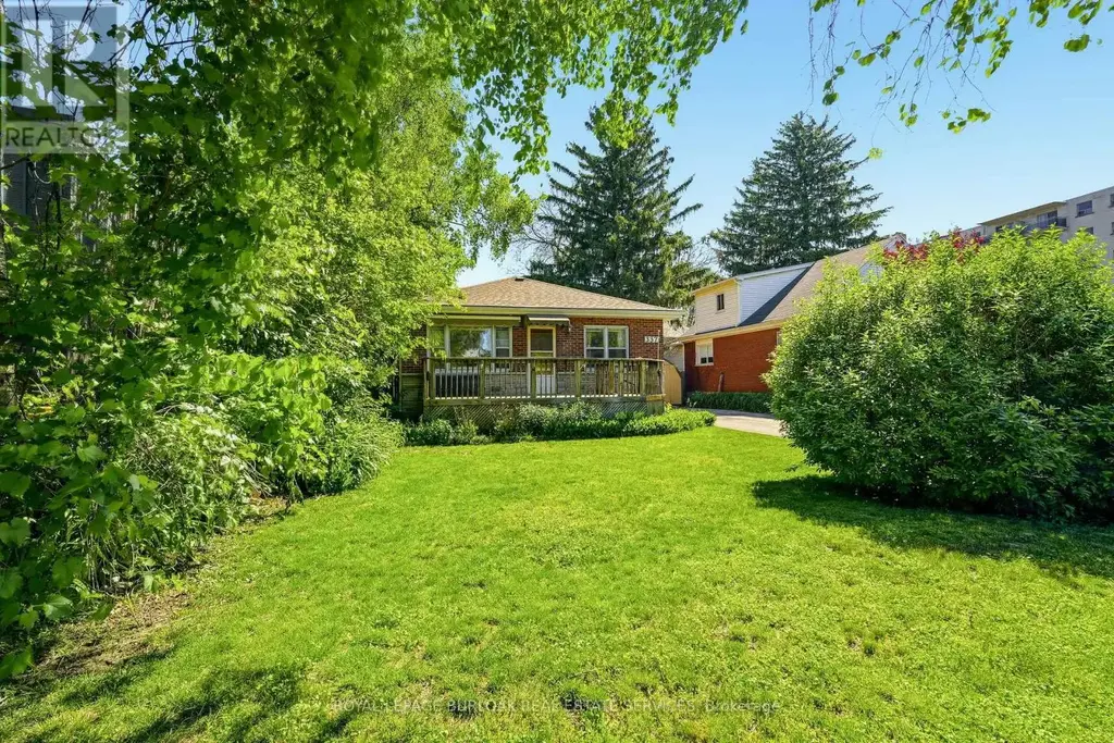 337 St. Paul Street, Burlington (Brant)