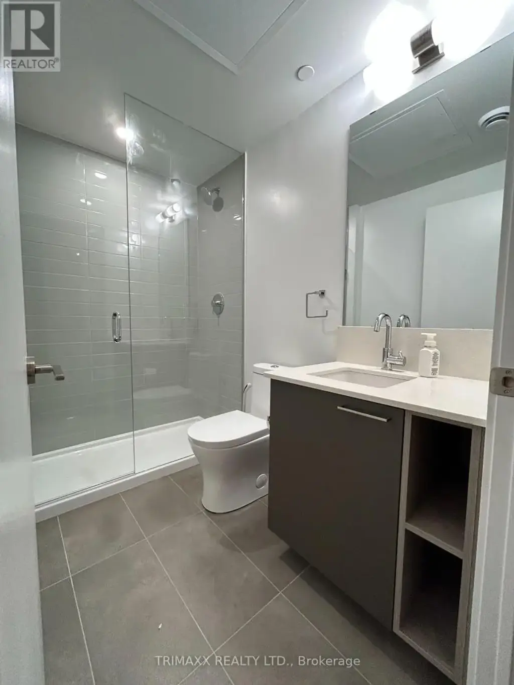 311 - 3005 Pine Glen Road, Oakville (WM Westmount)