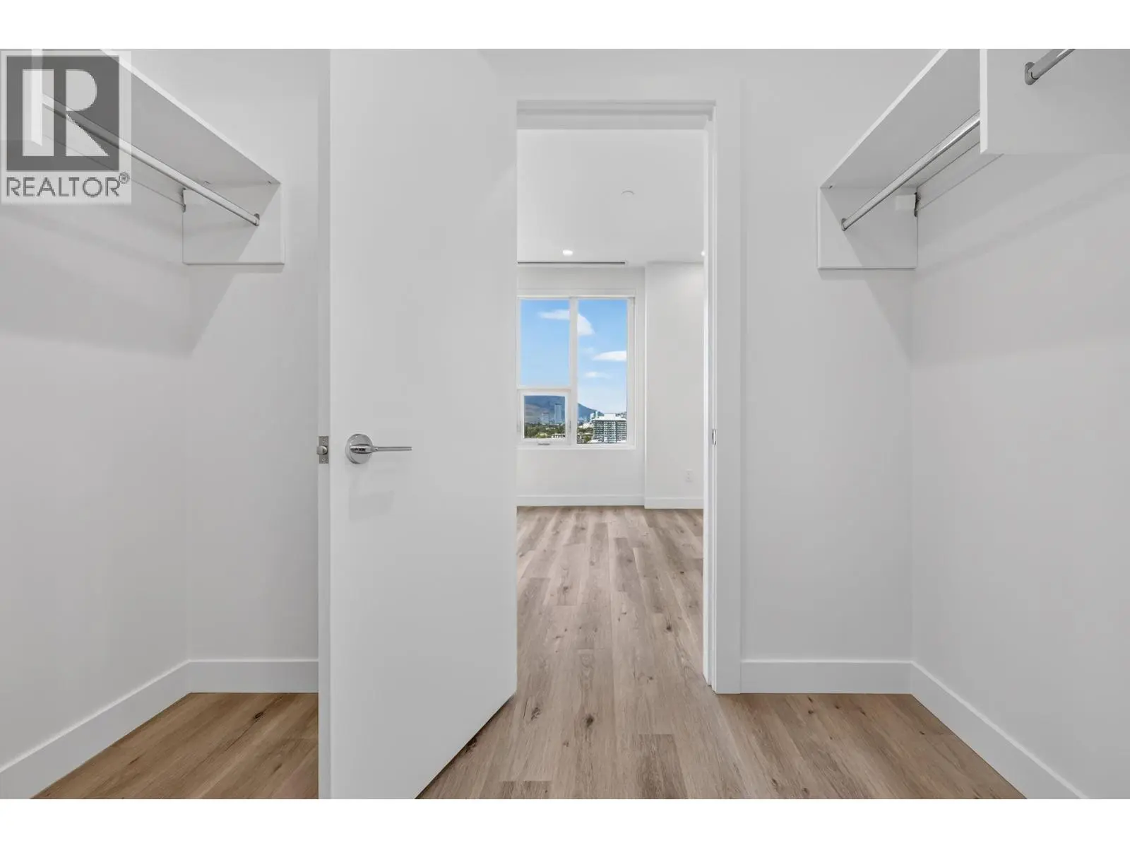3300 Lakeshore Road Unit# 1303. Kelowna, British Columbia