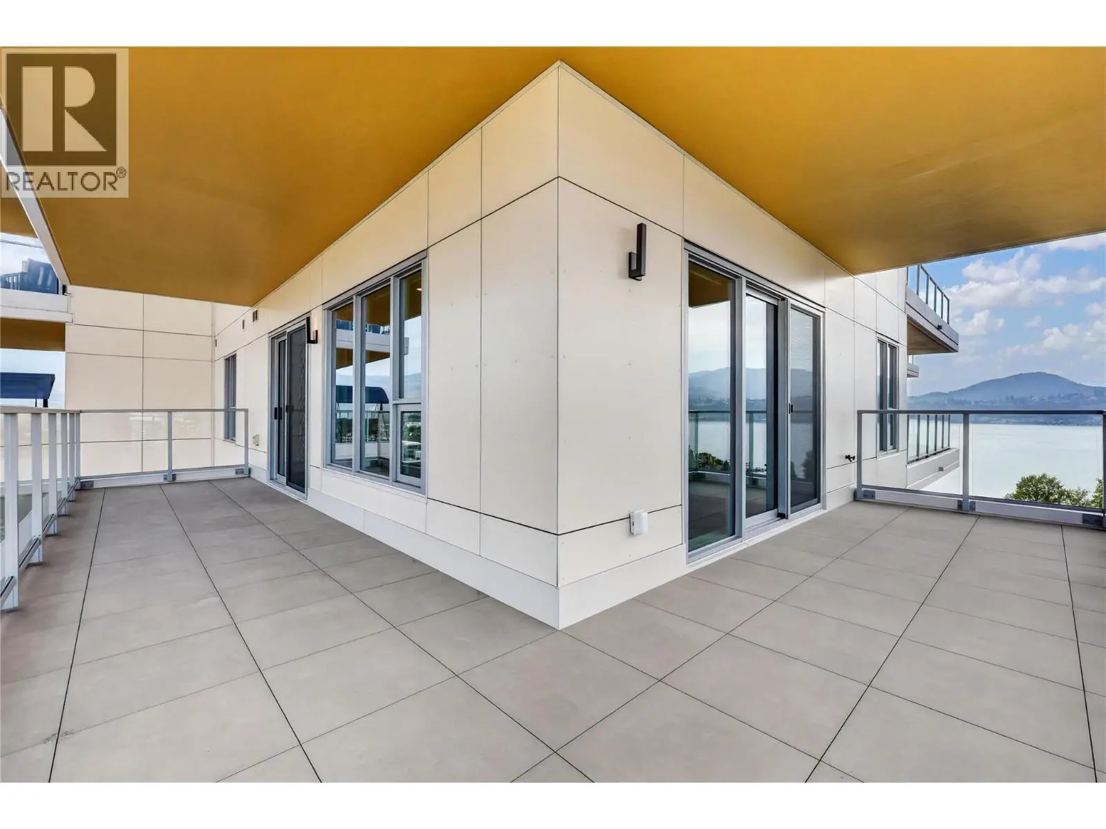 3300 Lakeshore Road Unit# 1303. Kelowna, British Columbia