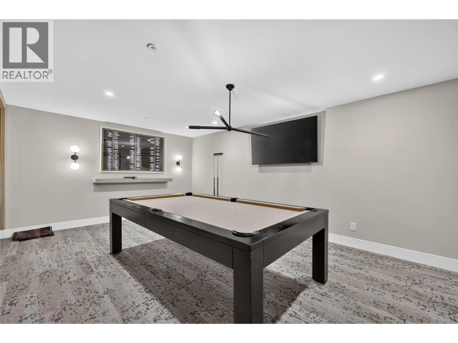 3300 Lakeshore Road Unit# 1303. Kelowna, British Columbia