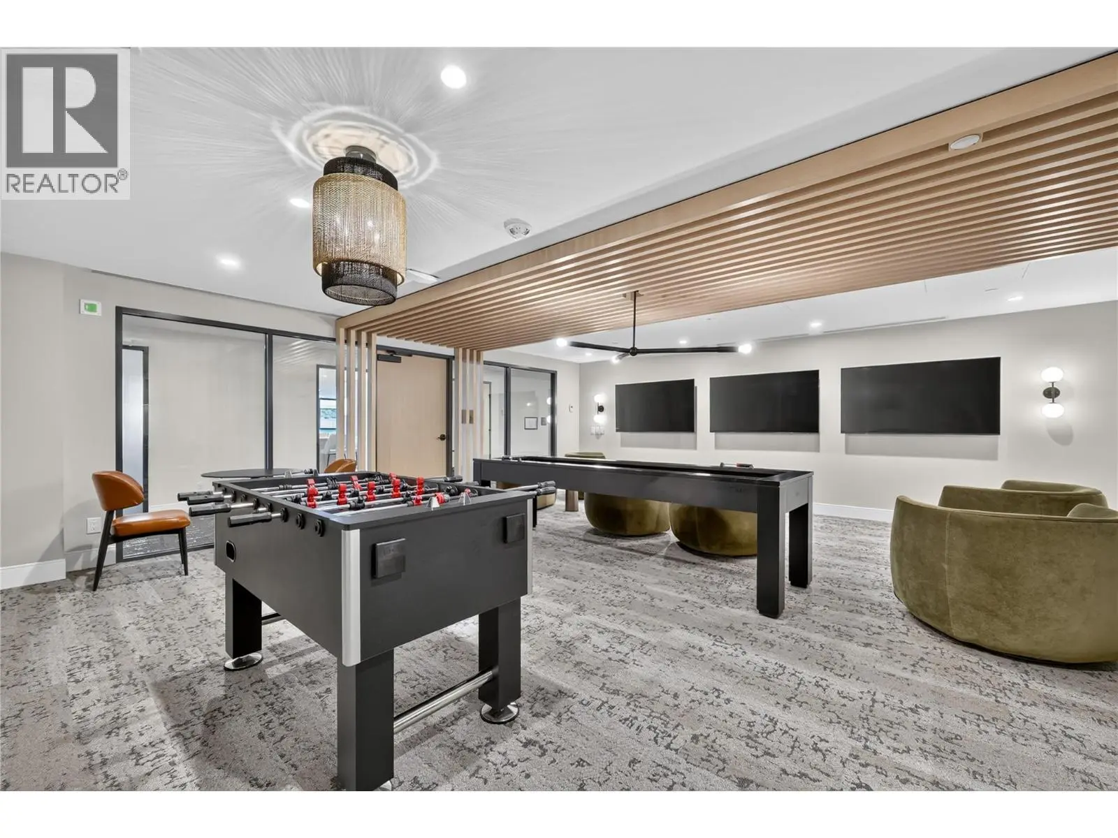 3300 Lakeshore Road Unit# 1303. Kelowna, British Columbia