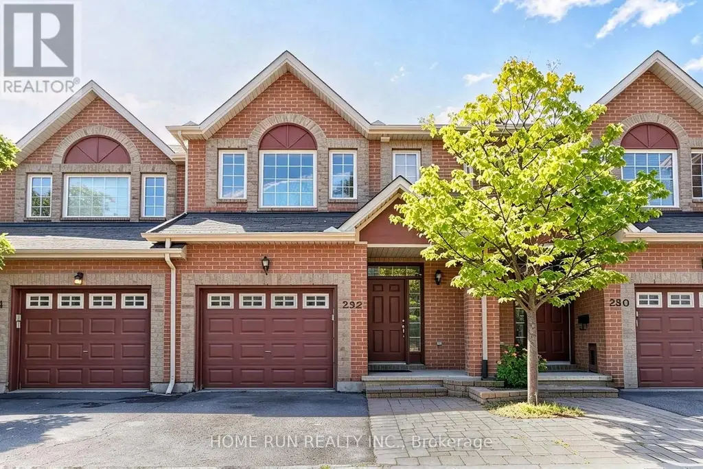 292 Freedom Private, Ottawa