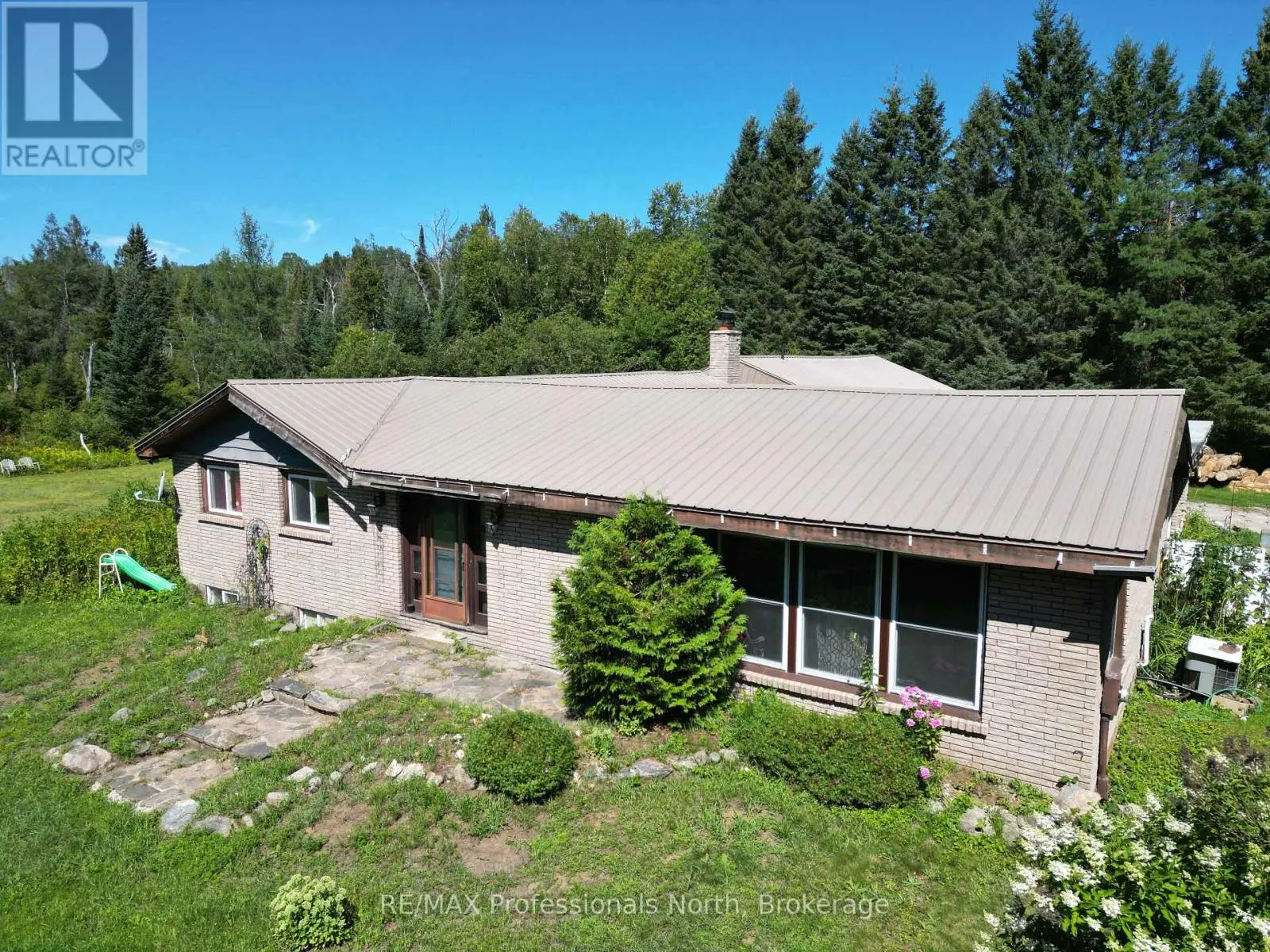 8111 County Road 503, Minden Hills (Snowdon)