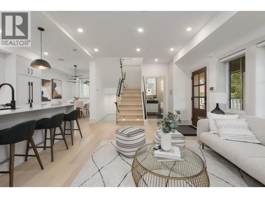 1 375 E 33rd Avenue, Vancouver