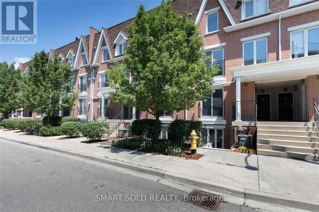608 - 15 Laidlaw Street, Toronto (South Parkdale)