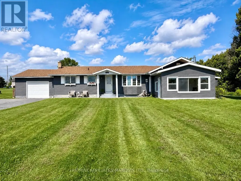 15253 County Road 2 Road, South Stormont