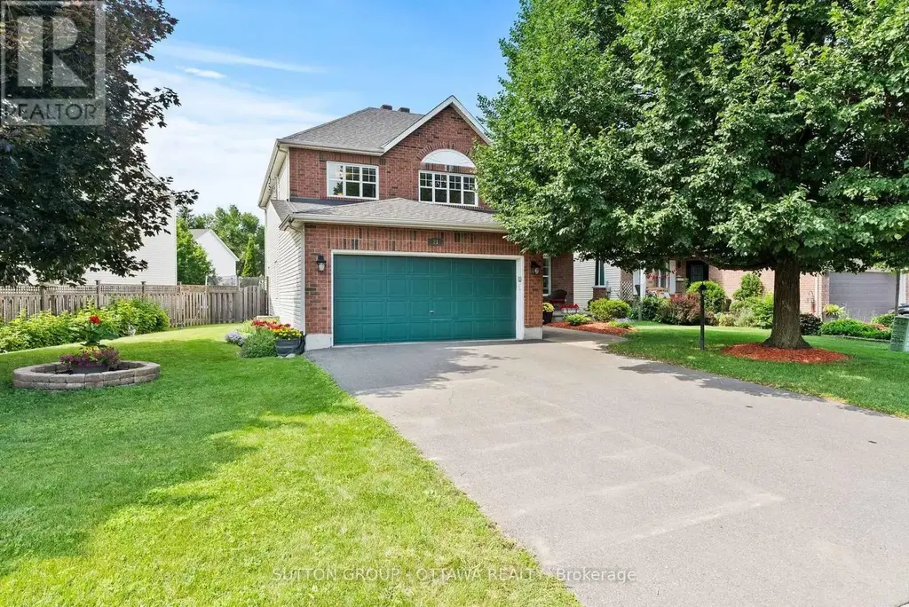 21 Avonmore Crescent, Ottawa