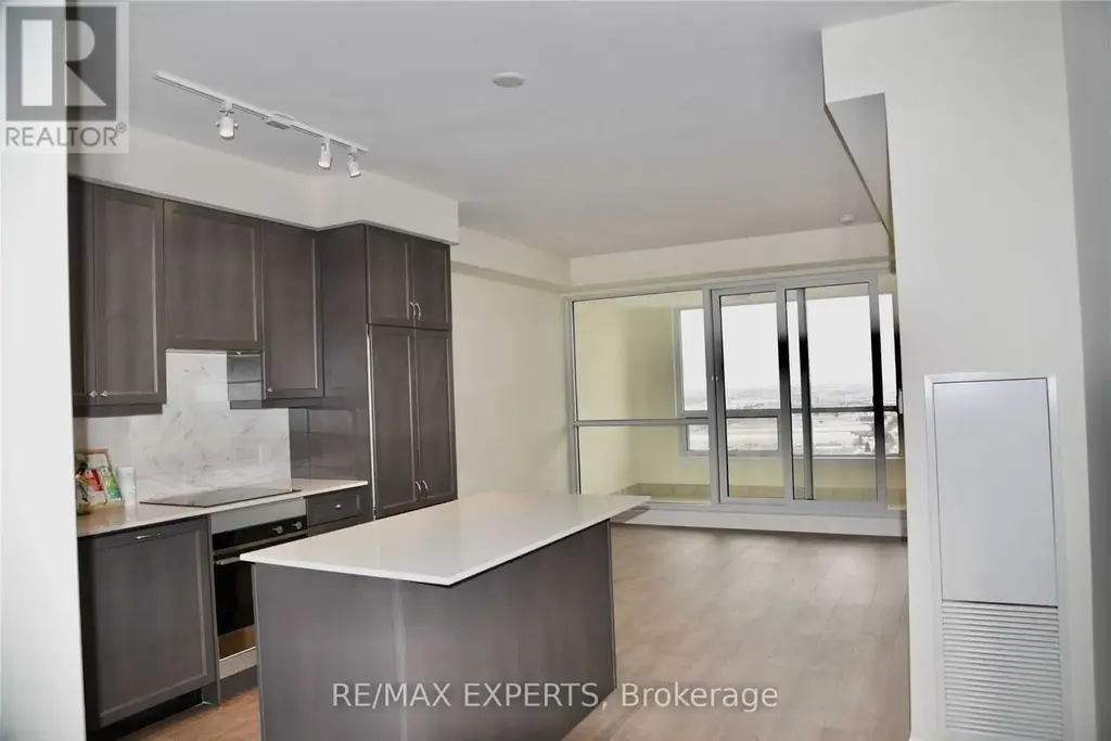 2307 - 9075 Jane Street, Vaughan (Concord)