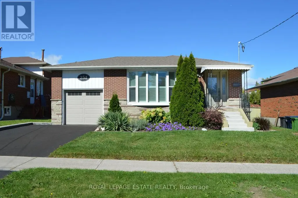 252 Brimorton Drive, Toronto (Woburn)