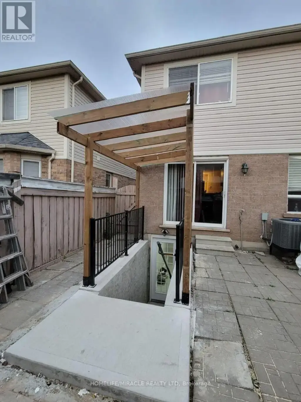 22 Tawnie Cres (basement), Brampton (Credit Valley)