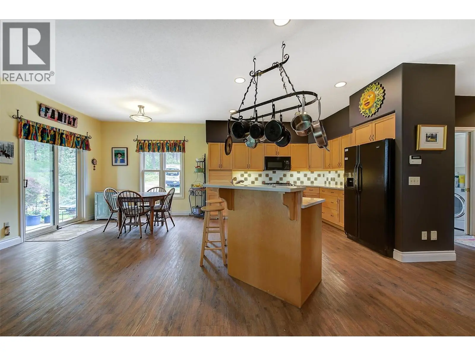3605 Luxmoore Road. Kelowna, British Columbia