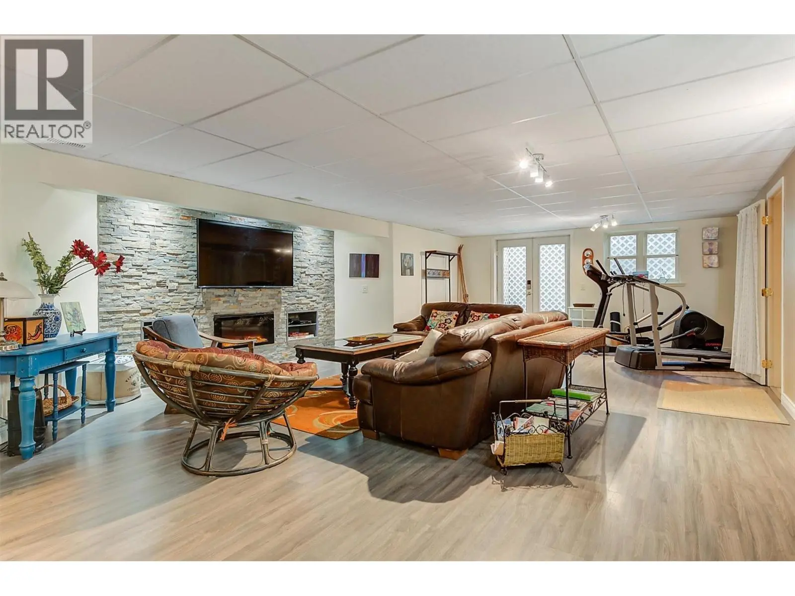 3605 Luxmoore Road. Kelowna, British Columbia