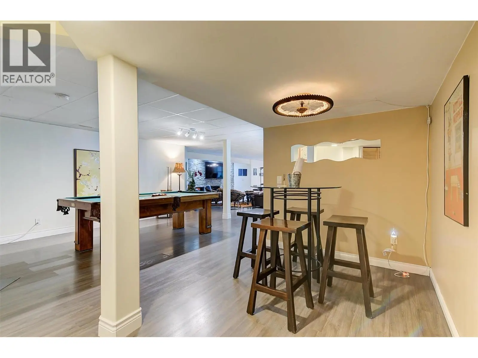 3605 Luxmoore Road. Kelowna, British Columbia