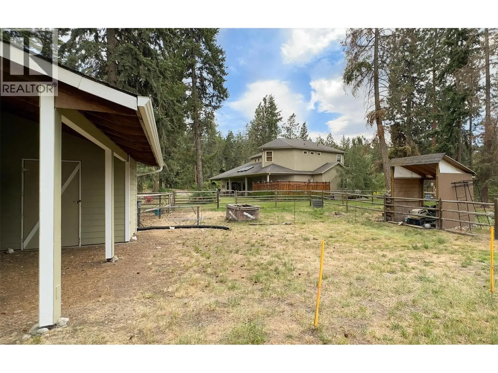 3605 Luxmoore Road. Kelowna, British Columbia