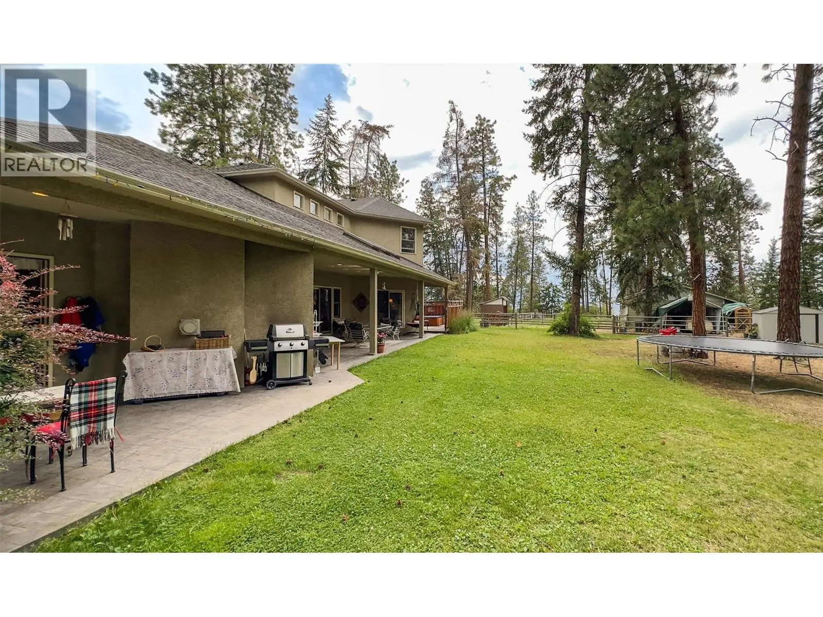 3605 Luxmoore Road. Kelowna, British Columbia