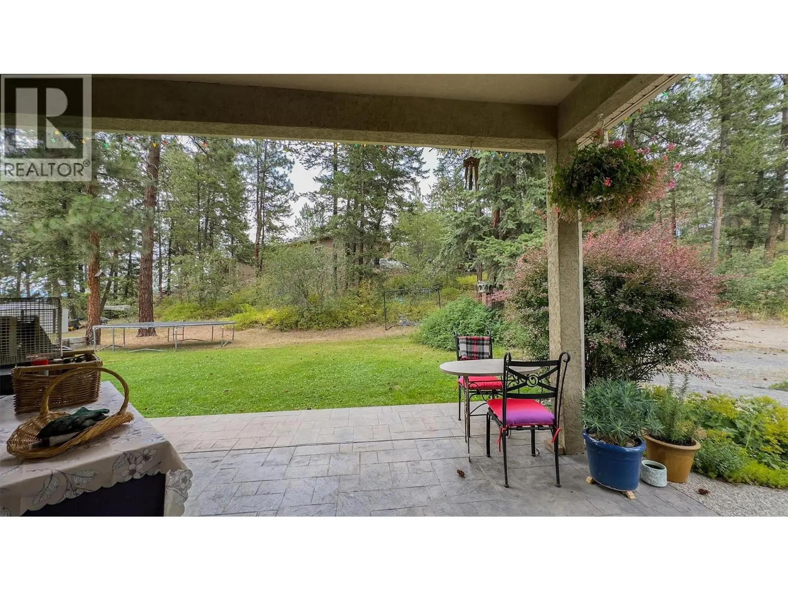 3605 Luxmoore Road. Kelowna, British Columbia
