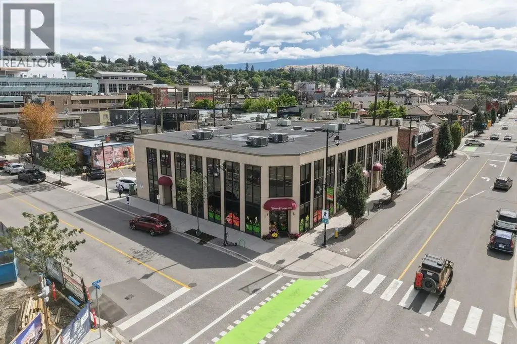 3003 30 Street, Vernon