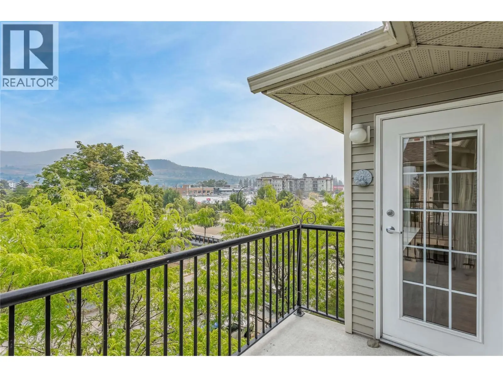 250 Dougall Road N Unit# 405. Kelowna, British Columbia