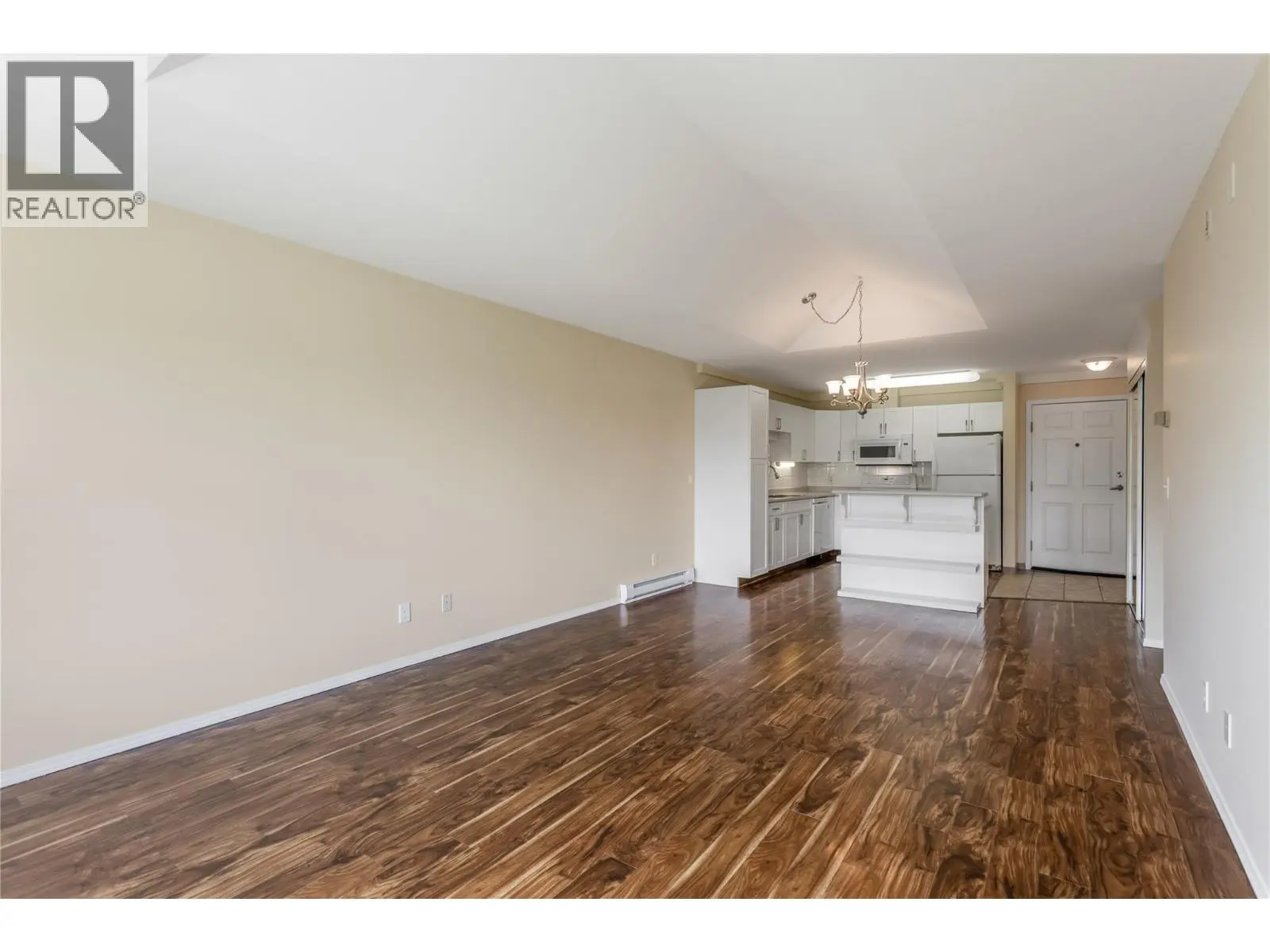 250 Dougall Road N Unit# 405. Kelowna, British Columbia