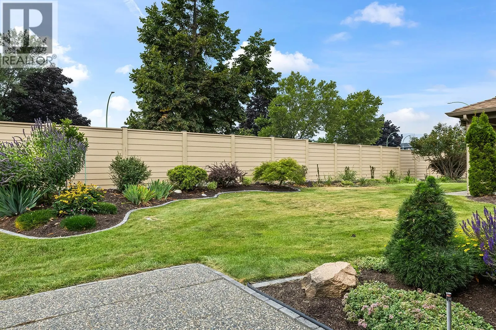 1201 Cameron Avenue Unit# 17. Kelowna, British Columbia