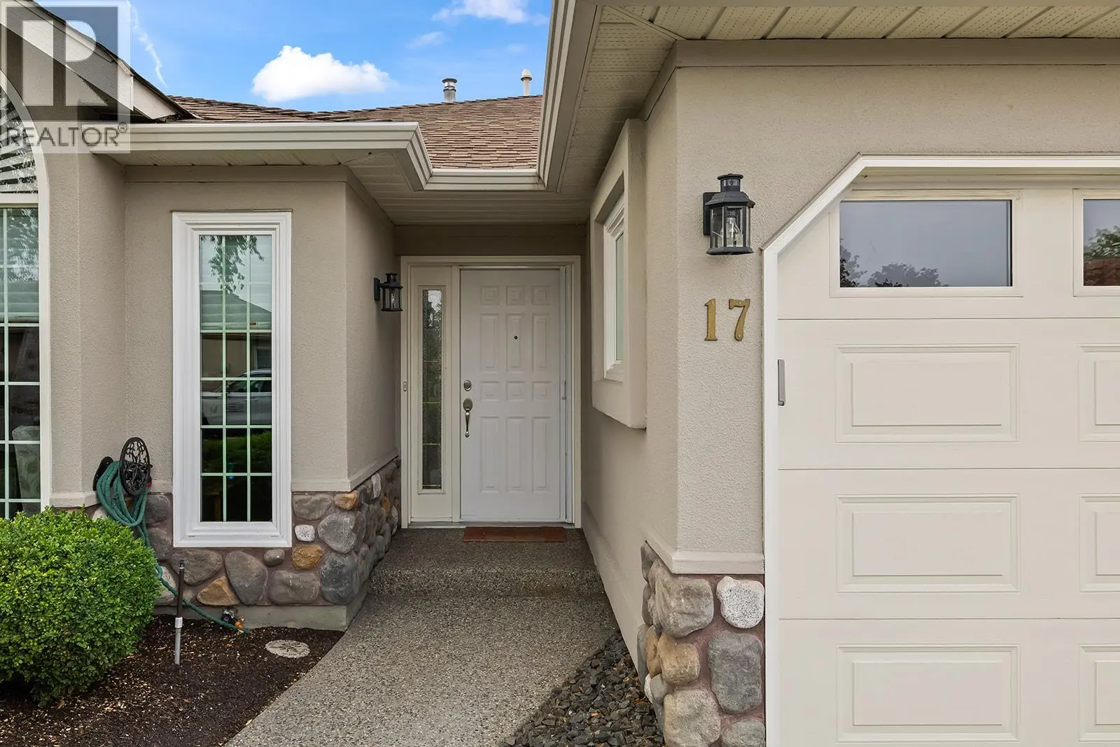 1201 Cameron Avenue Unit# 17. Kelowna, British Columbia