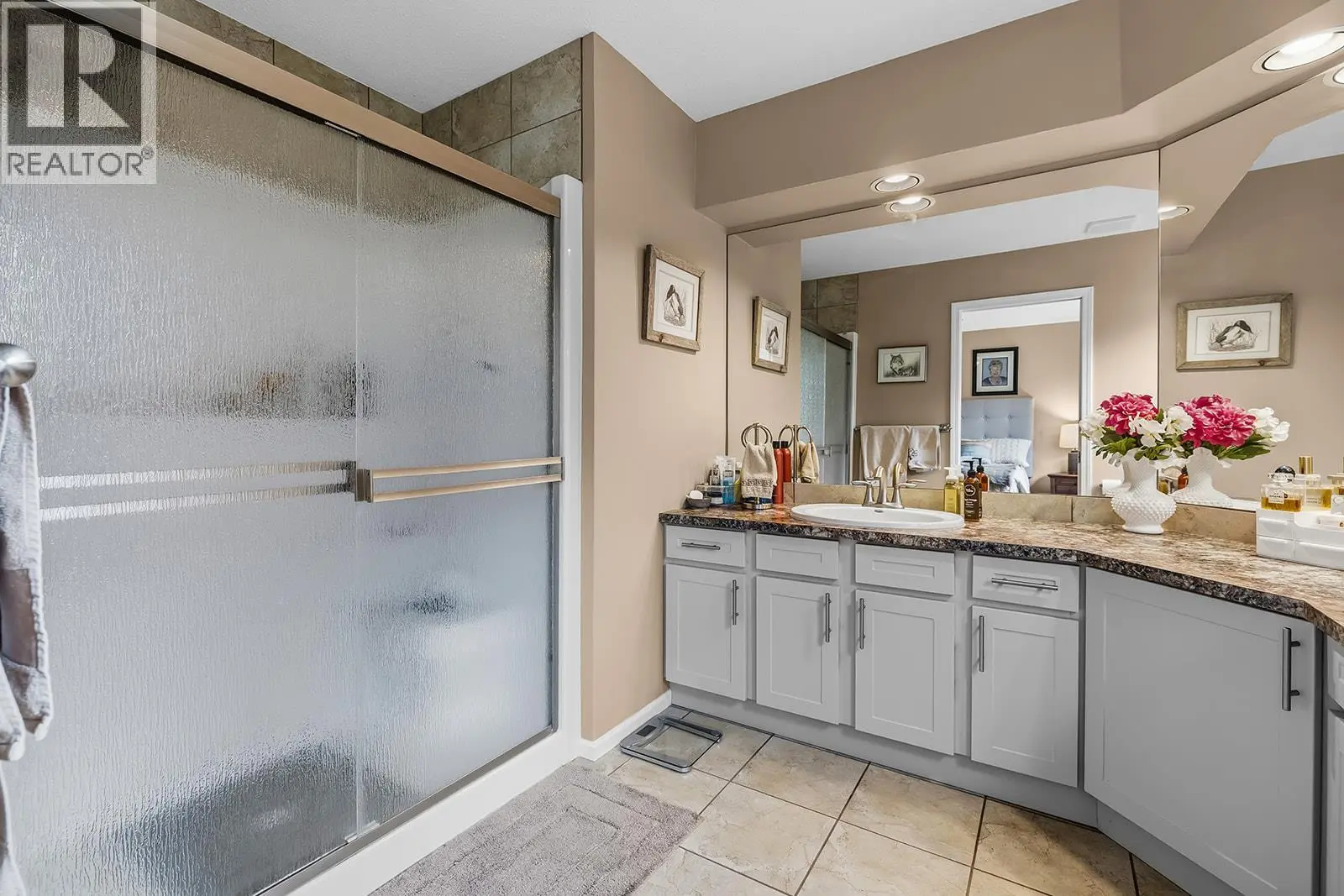 1201 Cameron Avenue Unit# 17. Kelowna, British Columbia