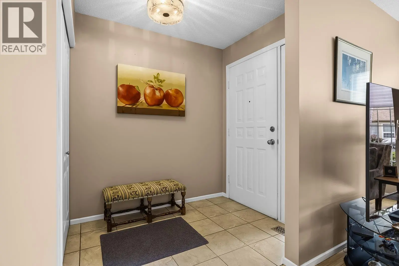 1201 Cameron Avenue Unit# 17. Kelowna, British Columbia