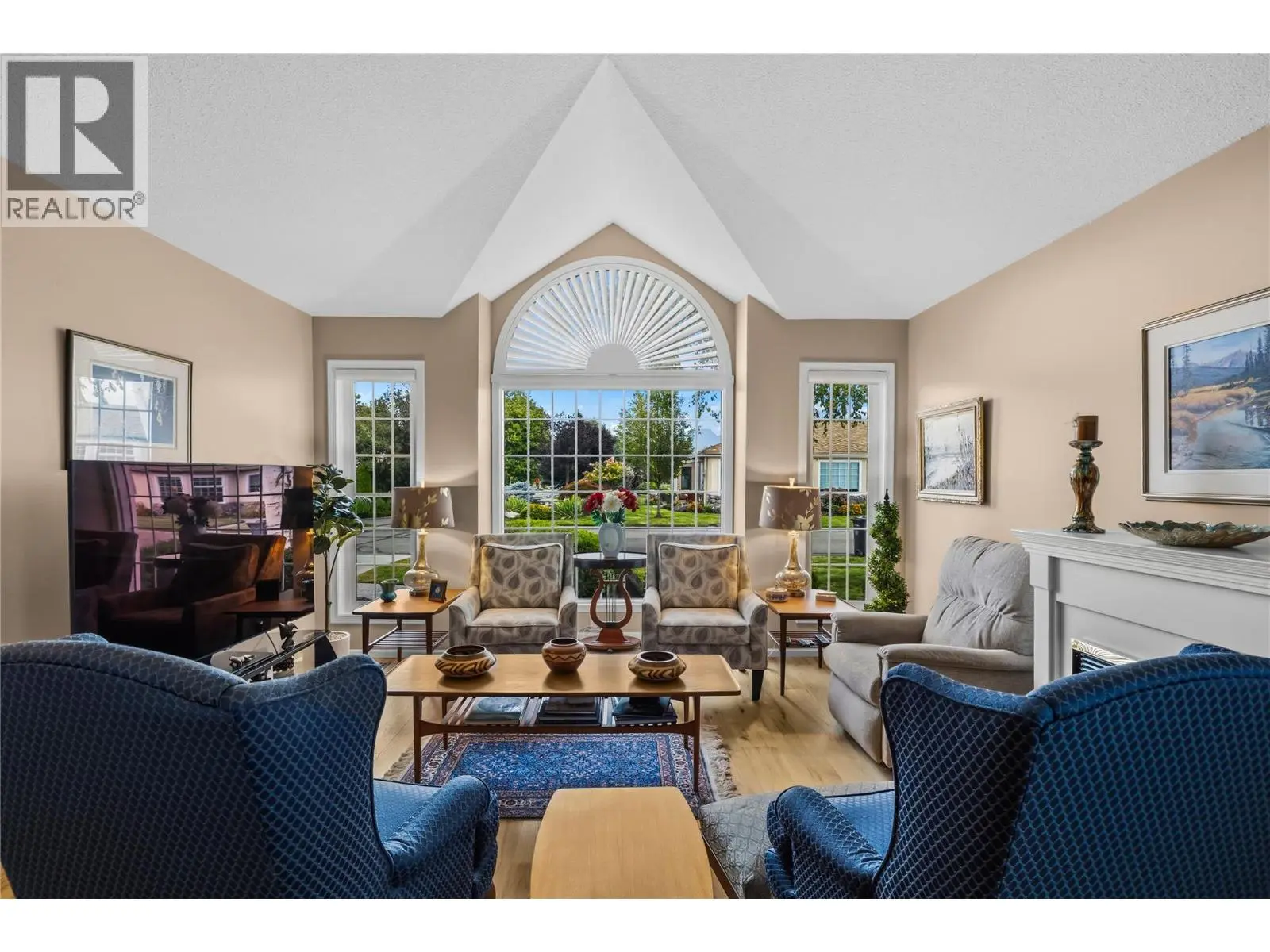 1201 Cameron Avenue Unit# 17. Kelowna, British Columbia