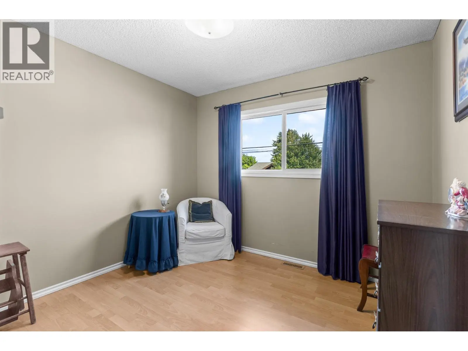 485 Bach Road. Kelowna, British Columbia