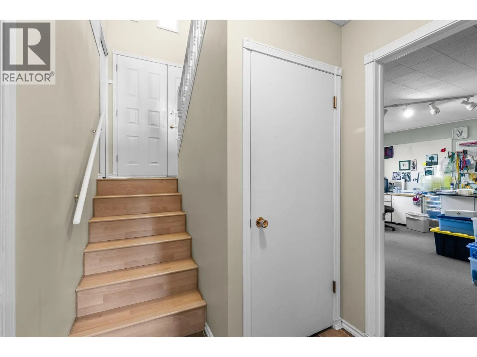 485 Bach Road. Kelowna, British Columbia