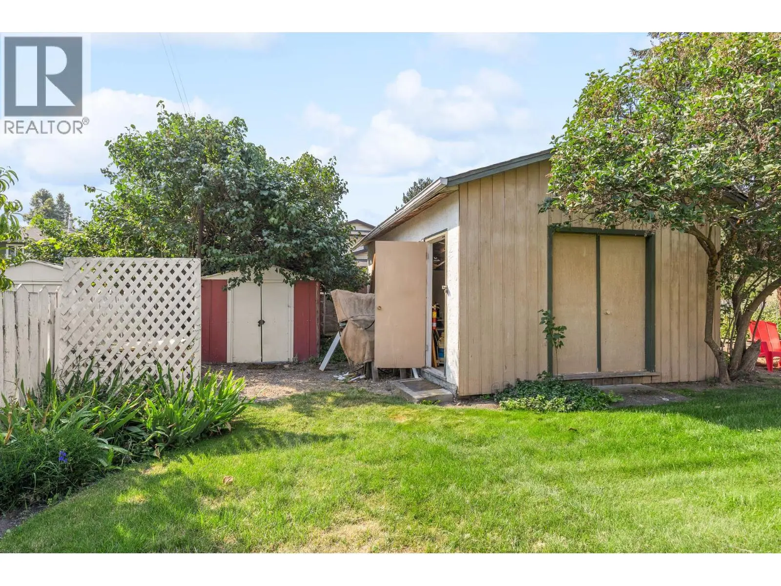 485 Bach Road. Kelowna, British Columbia
