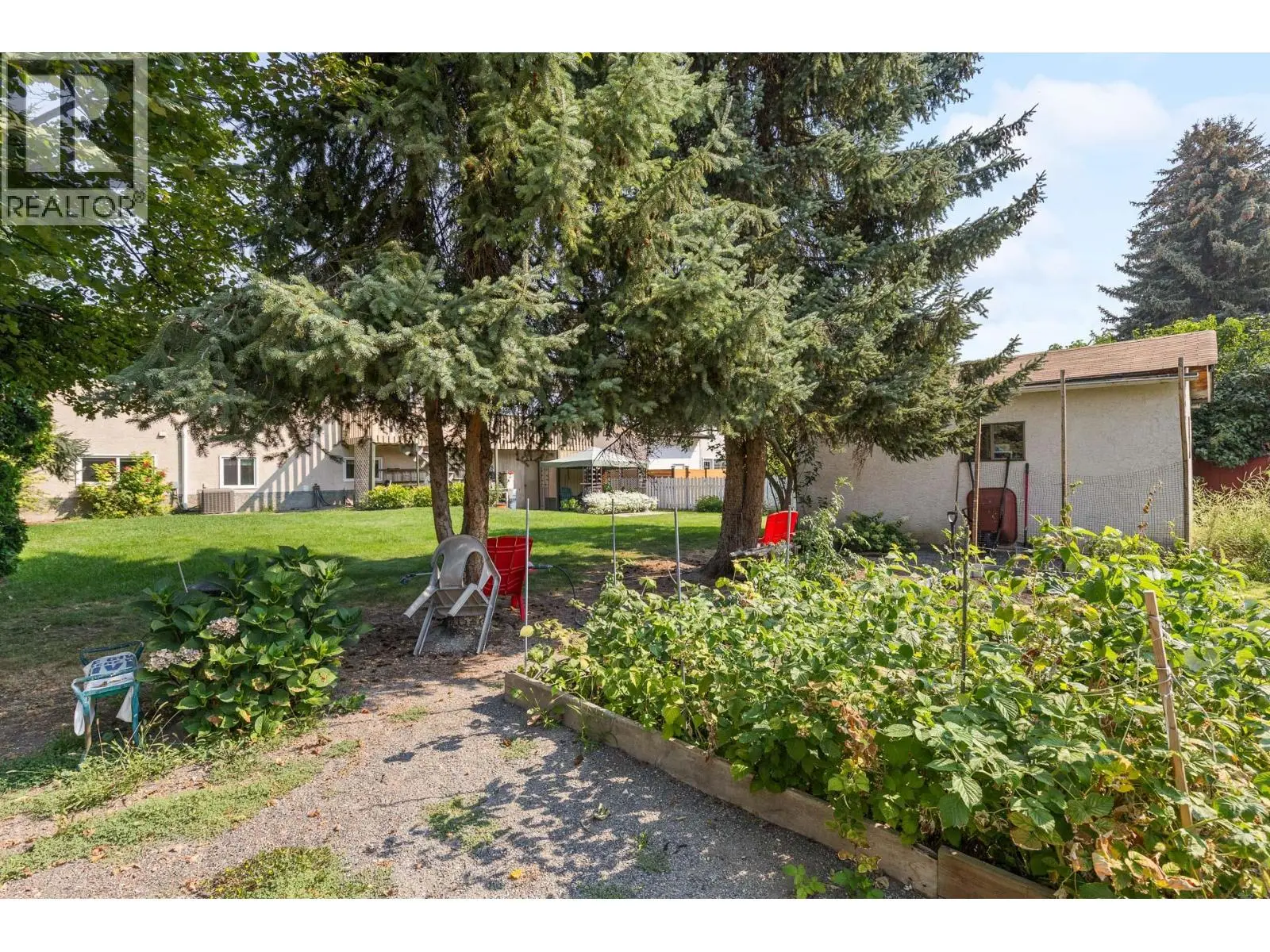 485 Bach Road. Kelowna, British Columbia