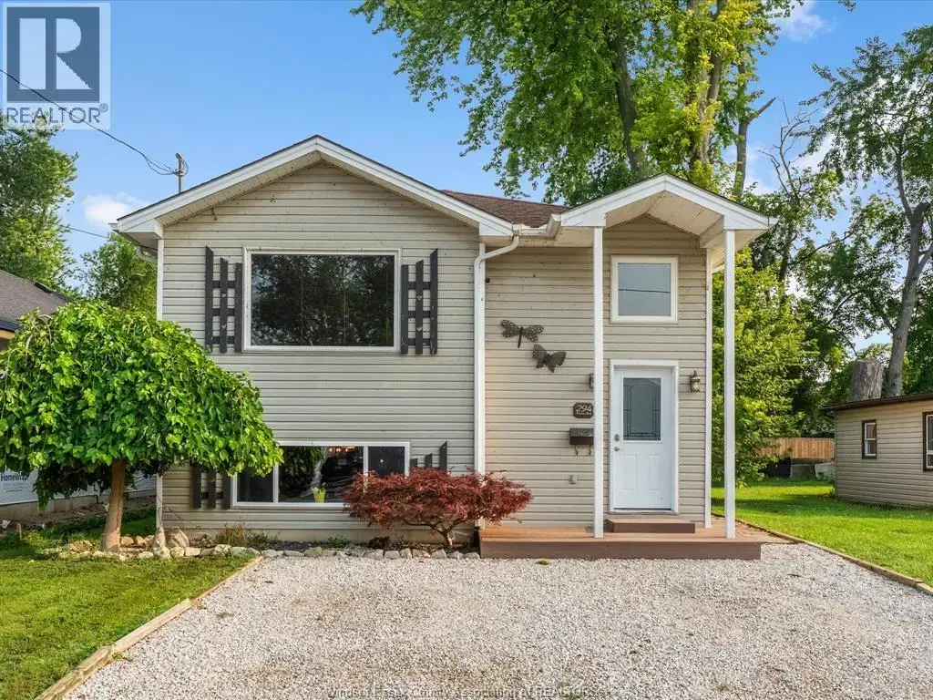 294 Erieview Drive, Kingsville