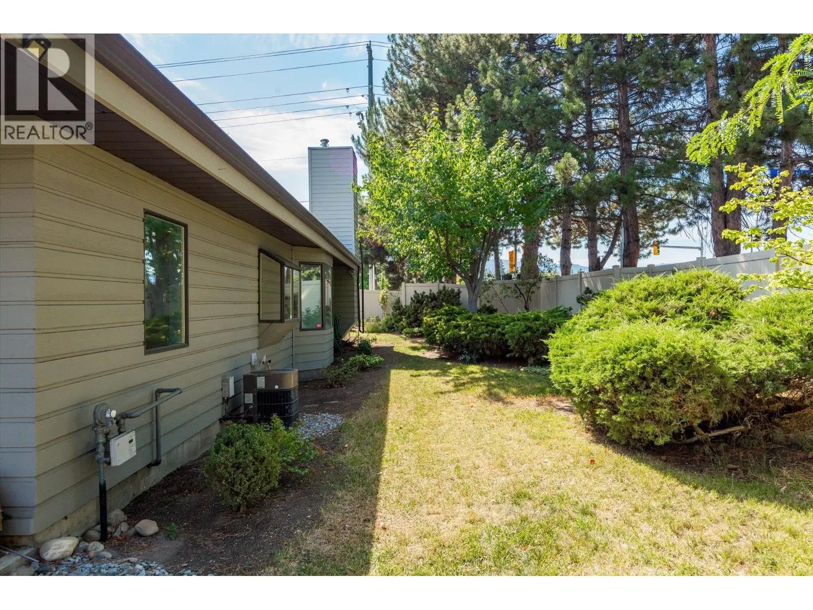 1765 Leckie Road Unit# 201. Kelowna, British Columbia