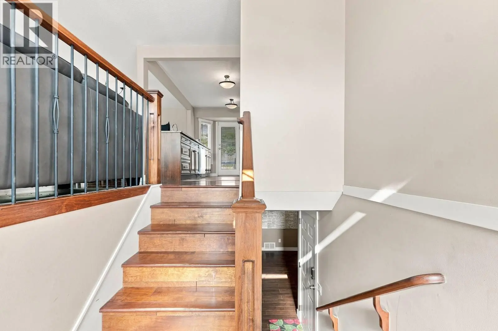 464 Glen Pine Court. Kelowna, British Columbia