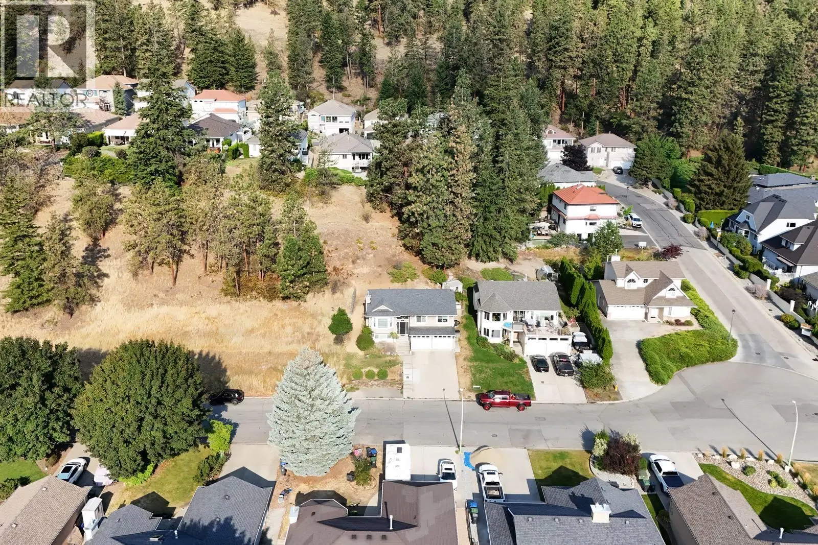 464 Glen Pine Court. Kelowna, British Columbia