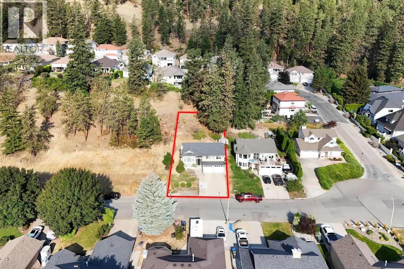 464 Glen Pine Court. Kelowna, British Columbia