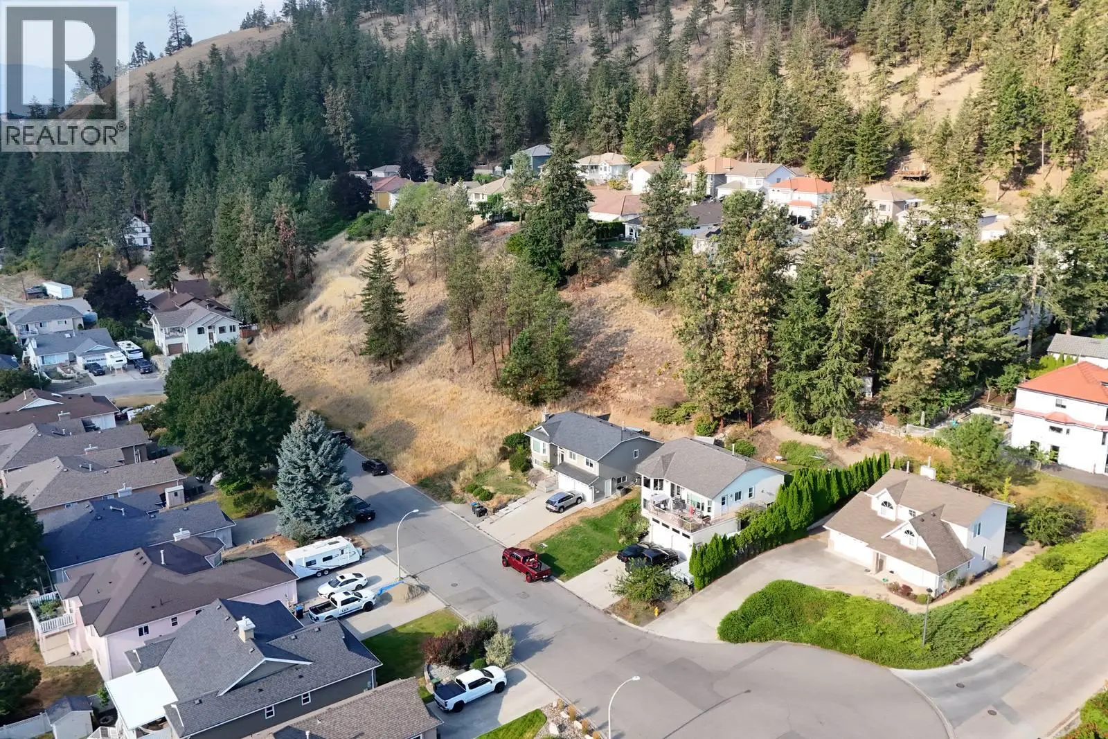 464 Glen Pine Court. Kelowna, British Columbia